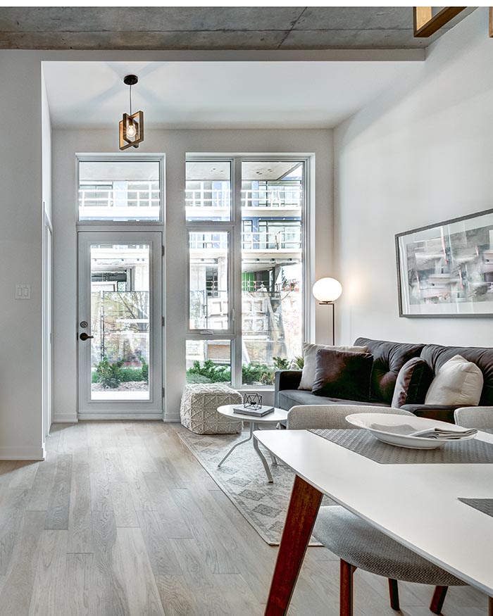 Beautiful Canadian style luxury furnished and staged apartment i